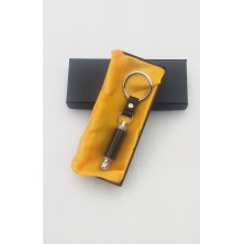 Llavero tubo de escape en carbono