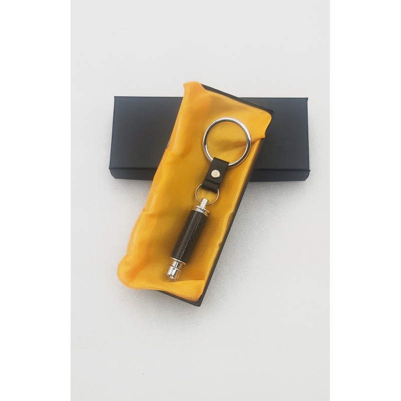 Llavero tubo de escape en carbono