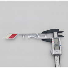 Emblema de Parrilla TOYOTA TRD Cromado
