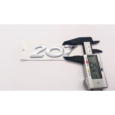 Emblema logo trasero letras PEUGEOT 207