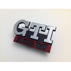 EMBLEMA DE PARRILLA GTI