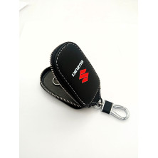 FUNDA DE CUERO DE LLAVE SUZUKI NEGRO y CROMADO