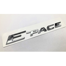 Emblema trasero E-pace jaguar cromado