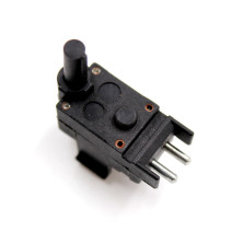 INTERRUPTOR SENSOR DE MARCHA ATRÁS MERCEDES 190 W123 W124 A2015450014