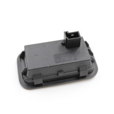 INTERRUPTOR DE MALETERO MERCEDES-BENZ CLASE E GLK ML R A2128210651