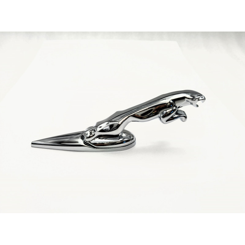 EMBLEMA de CAPOT JAGUAR FRONTAL