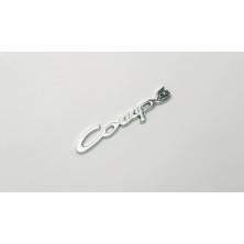 EMBLEMA LATERAL LETRAS COUPE CROMADO