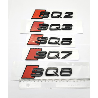 Emblema Trasero AUDI SQ8 Negro