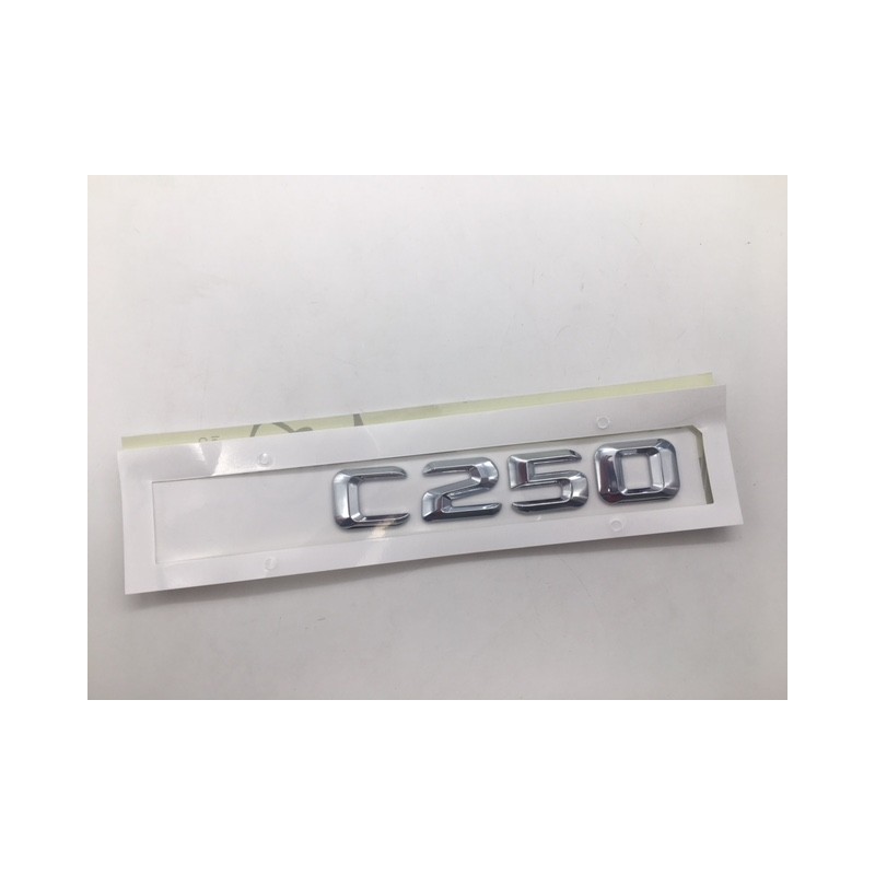 EMBLEMA LETRAS MERCEDES BENZ CLASE C C250 CROMADAS