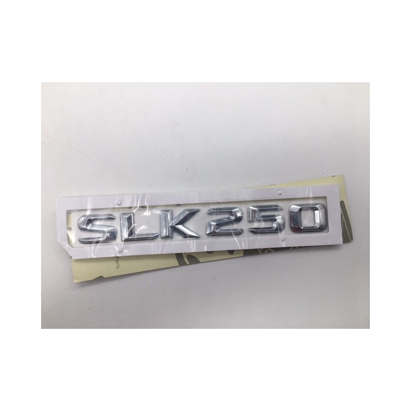 EMBLEMA LETRAS MERCEDES BENZ CLASE SLK SLK250 CROMADO