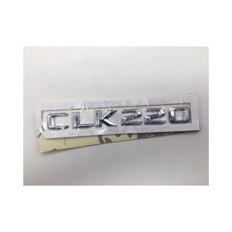 EMBLEMA LETRAS MERCEDES BENZ CLASE CLK CLK220 CROMADAS