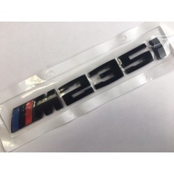Emblema Trasero BMW M235i Negro Brillo