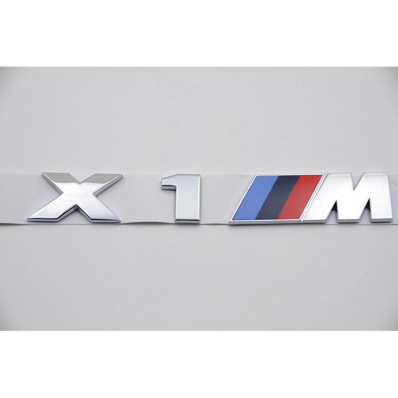 Emblema Trasero BMW X1 M Cromado