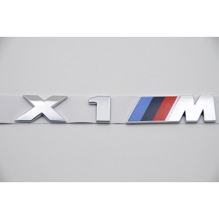 Emblema Trasero BMW X1 M Cromado