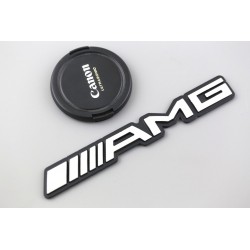 EMBLEMA TRASERO LETRAS MERCEDES-BENZ AMG PLATA FONDO NEGRO