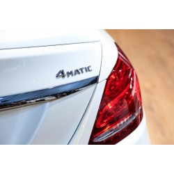 Emblema Trasero Letras 4MATIC MERCEDES-BENZ Cromado