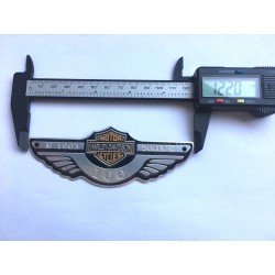 Placa Emblema HARLEY DAVIDSON 100 Aniversario 120x45mm