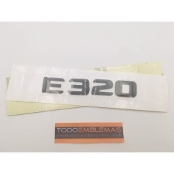 EMBLEMA LETRAS MERCEDES BENZ CLASE E E320 NEGRAS