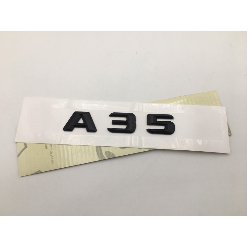 EMBLEMA LETRAS MERCEDES BENZ CLASE A A35 NEGRAS