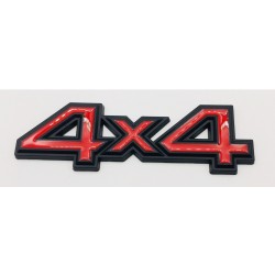 Emblemas Placa Rojo y Negro 4x4 109x34mm