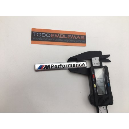 Emblema Placa BMW Performance Aluminio 85x12mm Plata