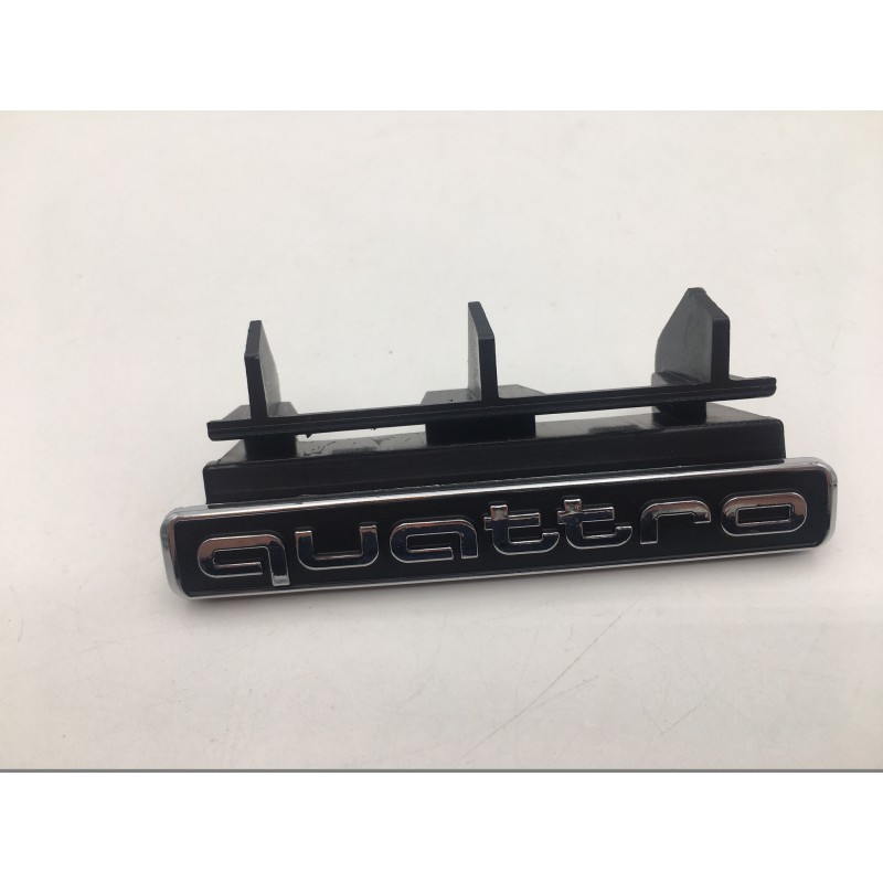 Emblema parrilla Audi Quattro Q5