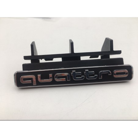 Emblema parrilla Audi Quattro Q5