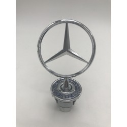 EMBLEMA CAPOT MERCEDES 204 211 212 221