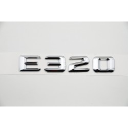 EMBLEMA LETRAS MERCEDES BENZ CLASE E E320 CROMADAS