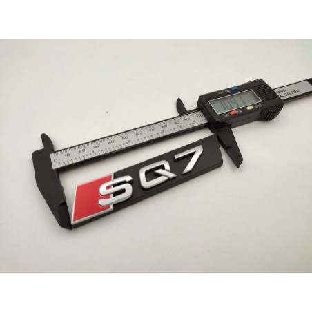 Emblema Parrilla AUDI SQ7 Plata
