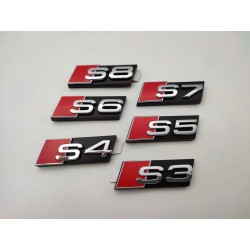 EMBLEMA DE PARRILLA AUDI S5 PLATA