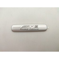 Emblema Mercedes AMG grand edition plata