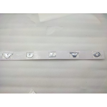 Emblema Trasero Letras VOLVO Cromadas