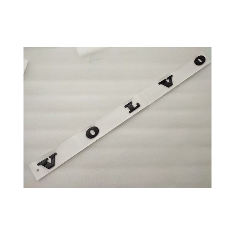 Emblema Trasero Letras VOLVO Negras